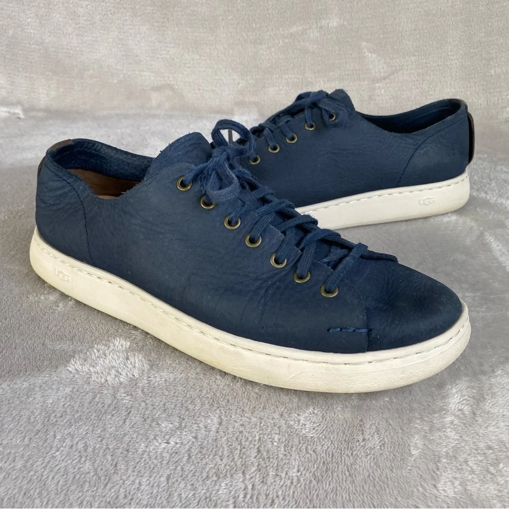 UGG Australia Pismo Men's Sneaker Shoes Size 8.5 Navy Blue Nubuck Leather